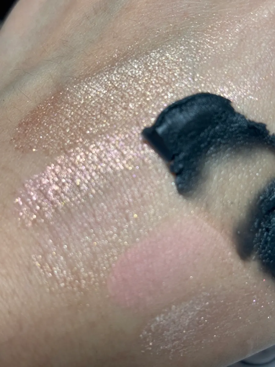 Makeup cleansing balm for a non-tight finish: Huida Jirisan Charcoal