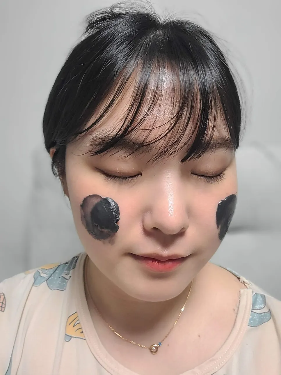 Charcoal cleansing balm for makeup removal: HEEDA Jirisan Moist