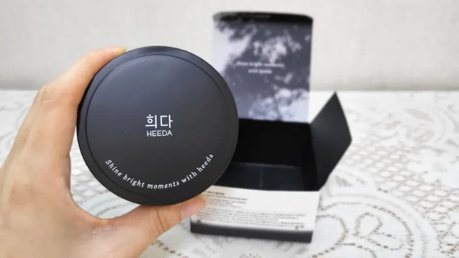 Cleansing balm for oily-dehydrated skin: HEEDA Charcoal Balm