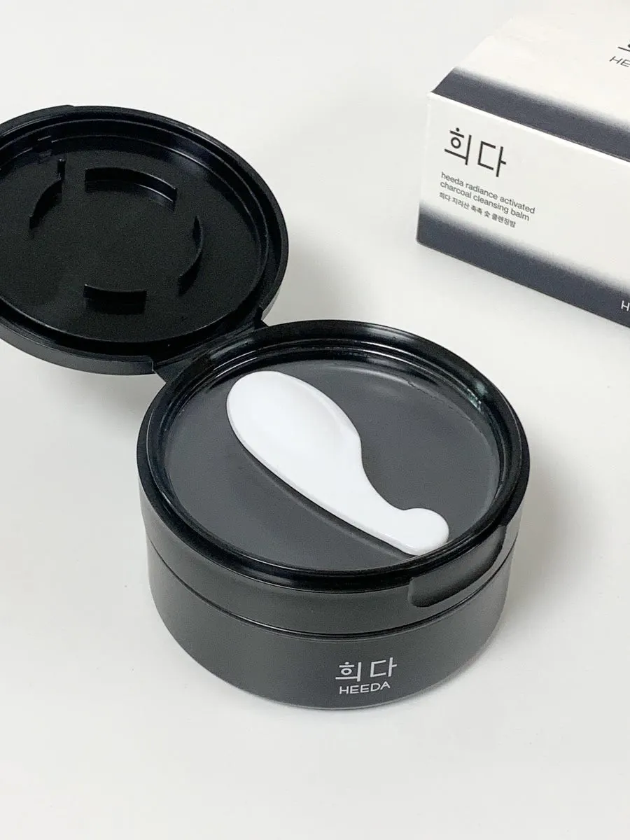 Cleansing balm for dehydrated-oily skin: HEEDA charcoal balm