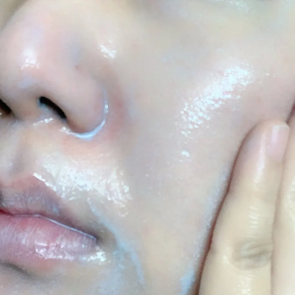 Cleansing balm for dehydrated-oily skin: HEEDA charcoal balm
