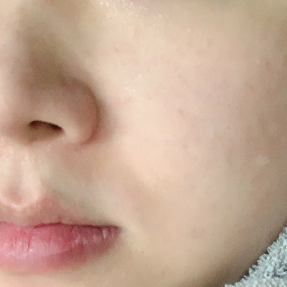 Cleansing balm for dehydrated-oily skin: HEEDA charcoal balm