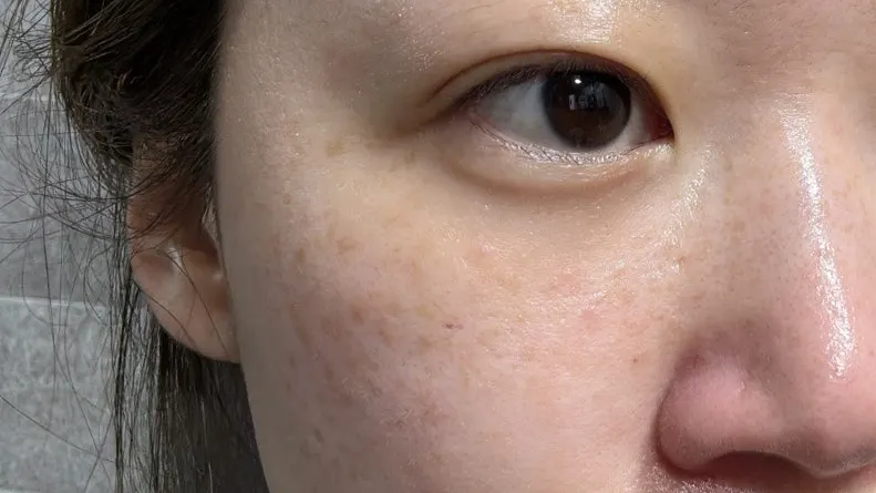Cleansing balm for makeup removal on oily T-zone: HEEDA Jirisan