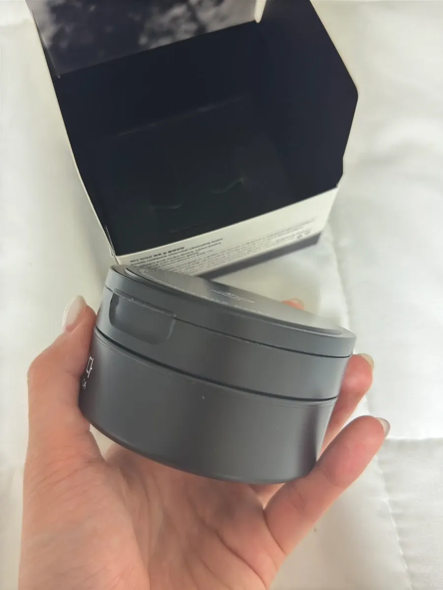 Charcoal cleansing balm for oily dehydrated skin: HEEDA
