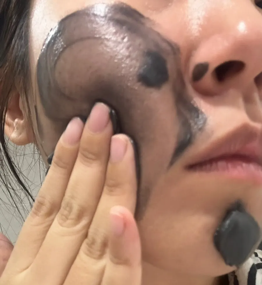 Cleansing balm for dehydrated oily skin: HEEDA Jirisan Charcoal