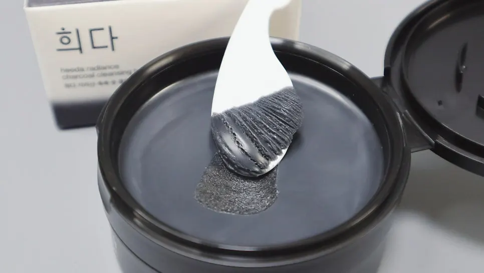 Cleansing balm for makeup removal: HEEDA Jirisan Moist Charcoal