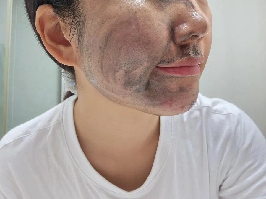 Cleansing balm for dehydrated oily skin: HEEDA Jirisan Charcoal