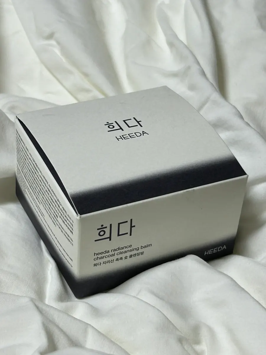 Cleansing balm for sensitive skin: HEEDA Jirisan Moist Charcoal
