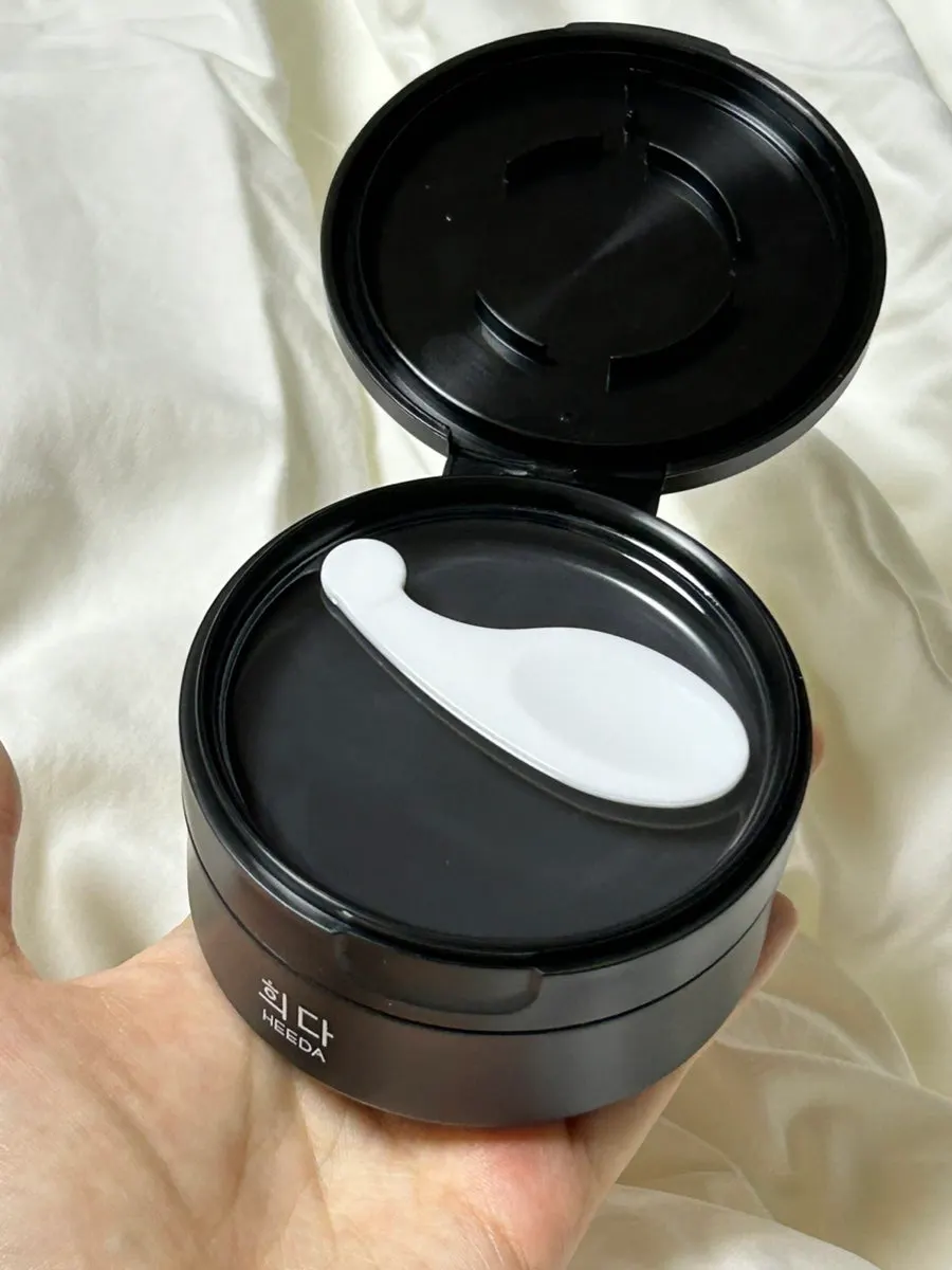 Cleansing balm for sensitive skin: HEEDA Jirisan Moist Charcoal