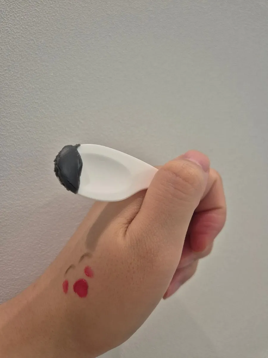 Make up cleansing balm for sensitive skin: HEEDA Jirisan Charcoal