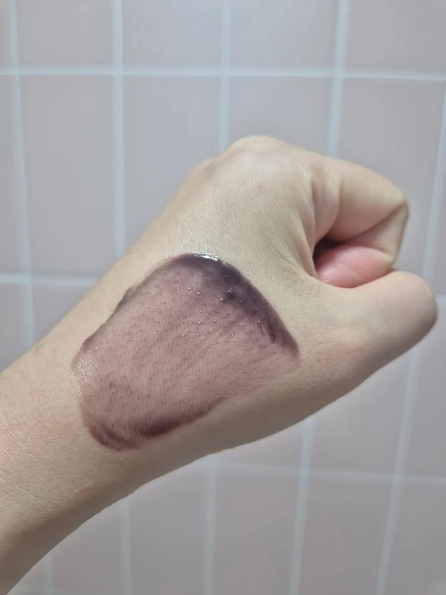 Make up cleansing balm for sensitive skin: HEEDA Jirisan Charcoal
