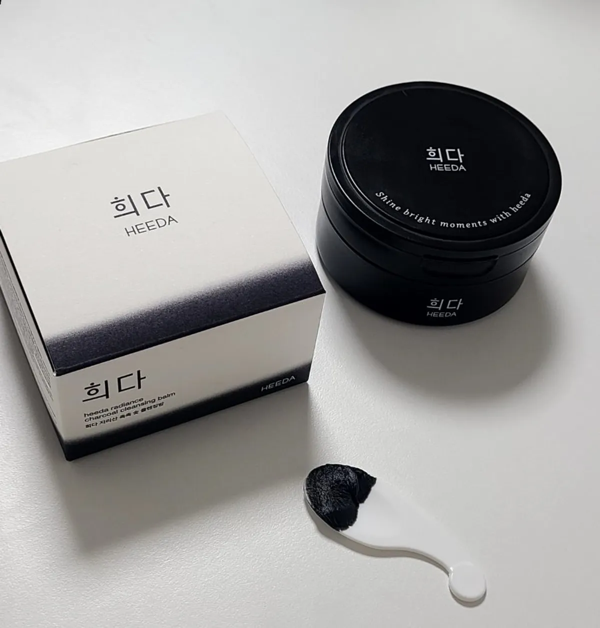 Cleansing balm for oily summer dry skin: HEEDA Jirisan Charcoal