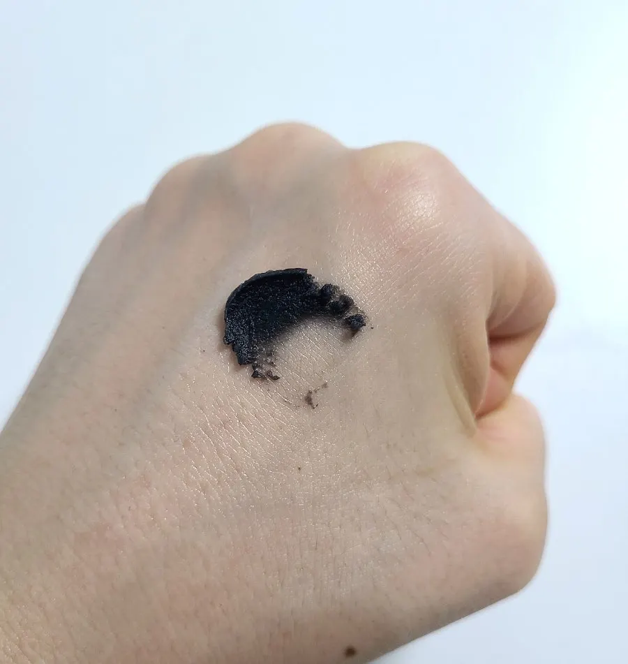 Cleansing balm for oily summer dry skin: HEEDA Jirisan Charcoal