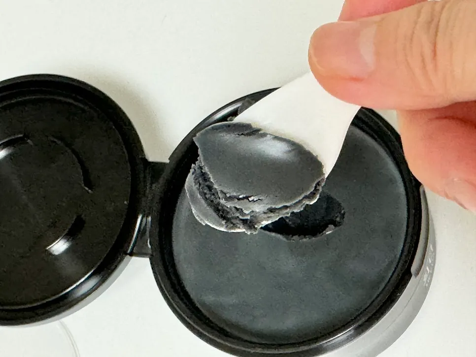 Charcoal cleansing balm with fresh finish: HEEDA Jirisan