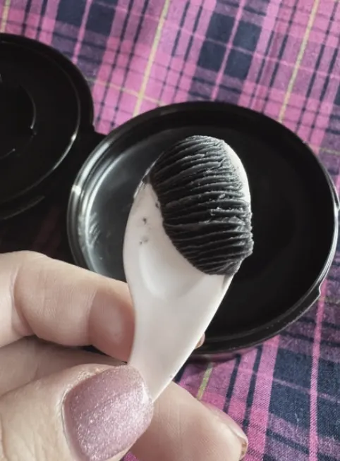 Heavy eye makeup cleansing balm: HEEDA Jirisan Charcoal Balm
