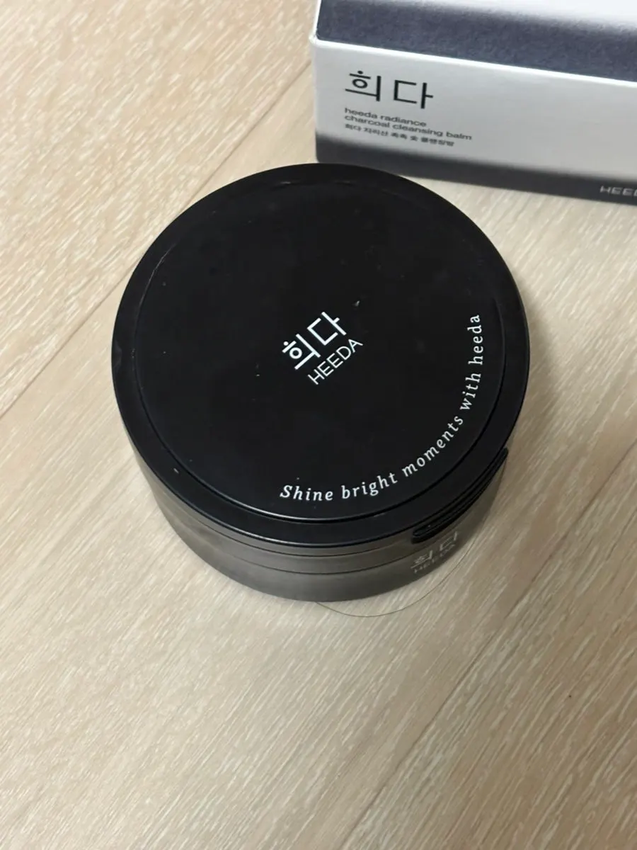Cleansing balm for frequent washing: HEEDA Jirisan Moist Charcoal