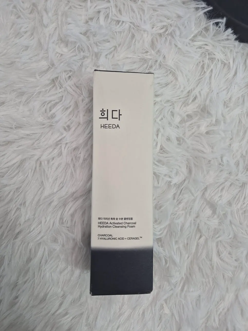 Context for using a foaming cleanser on sensitive skin