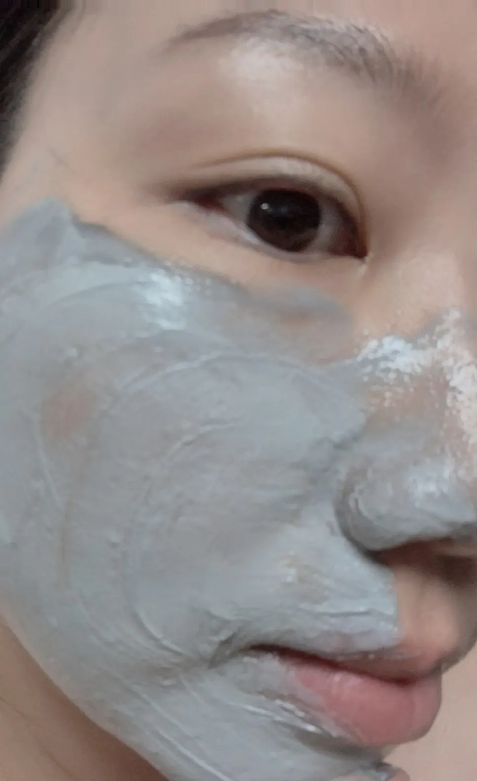 Context for the moisturized finish after cleansing