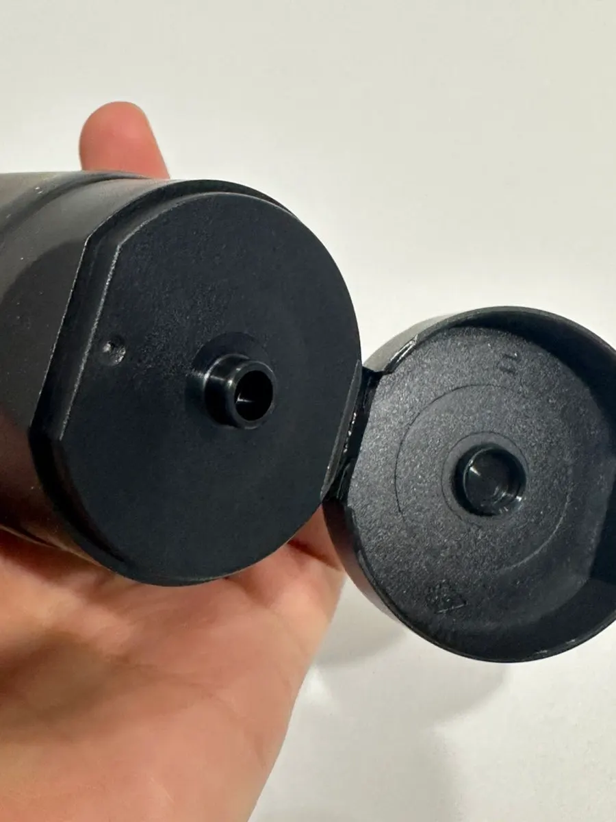 Charcoal cleansing duo for sensitive oily-dehydrated skin: HEEDA