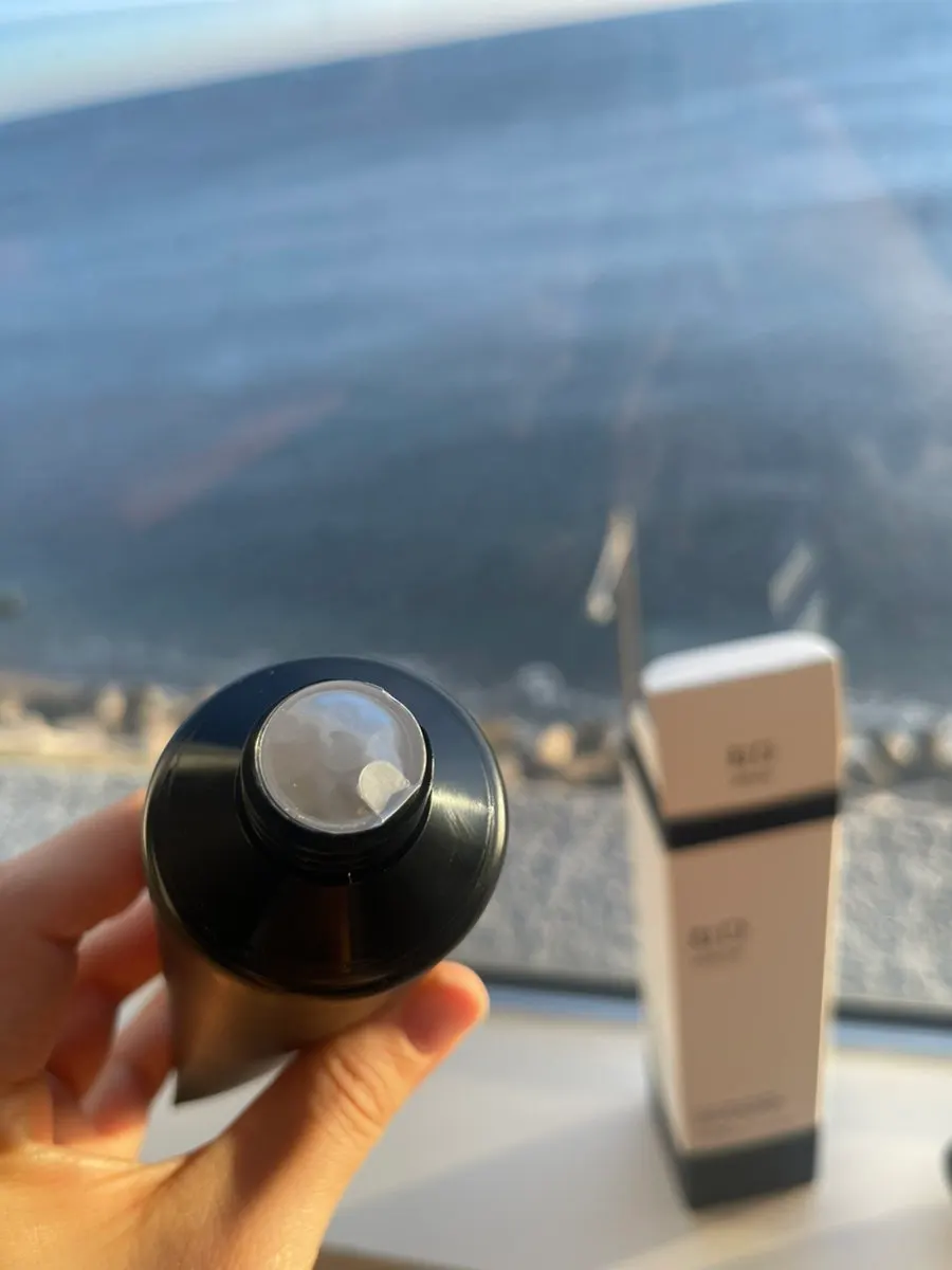 Hydrating facial cleanser for normal to dry skin: HEEDA Jirisan