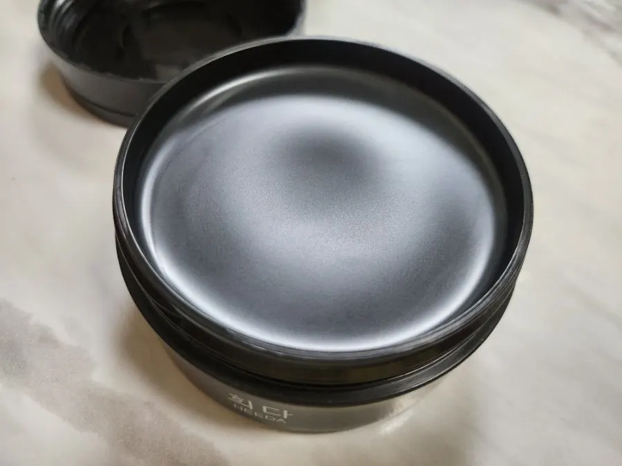 Charcoal cleansing balm for blackheads and pores: HEEDA