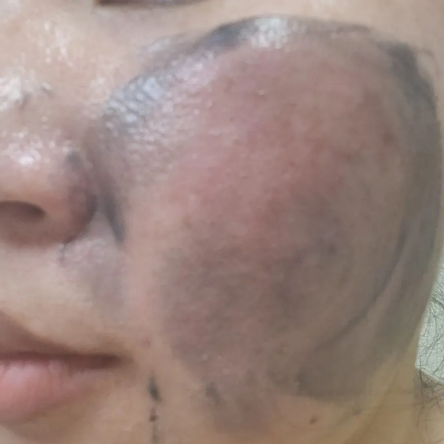 Charcoal cleansing balm for blackheads and pores: HEEDA