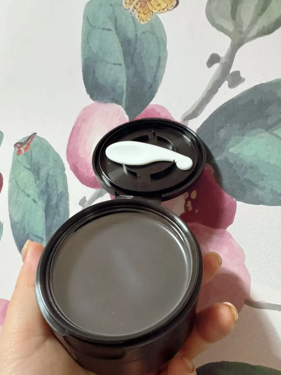 Cleansing balm for tight skin: HEEDA Jirisan Moist Charcoal