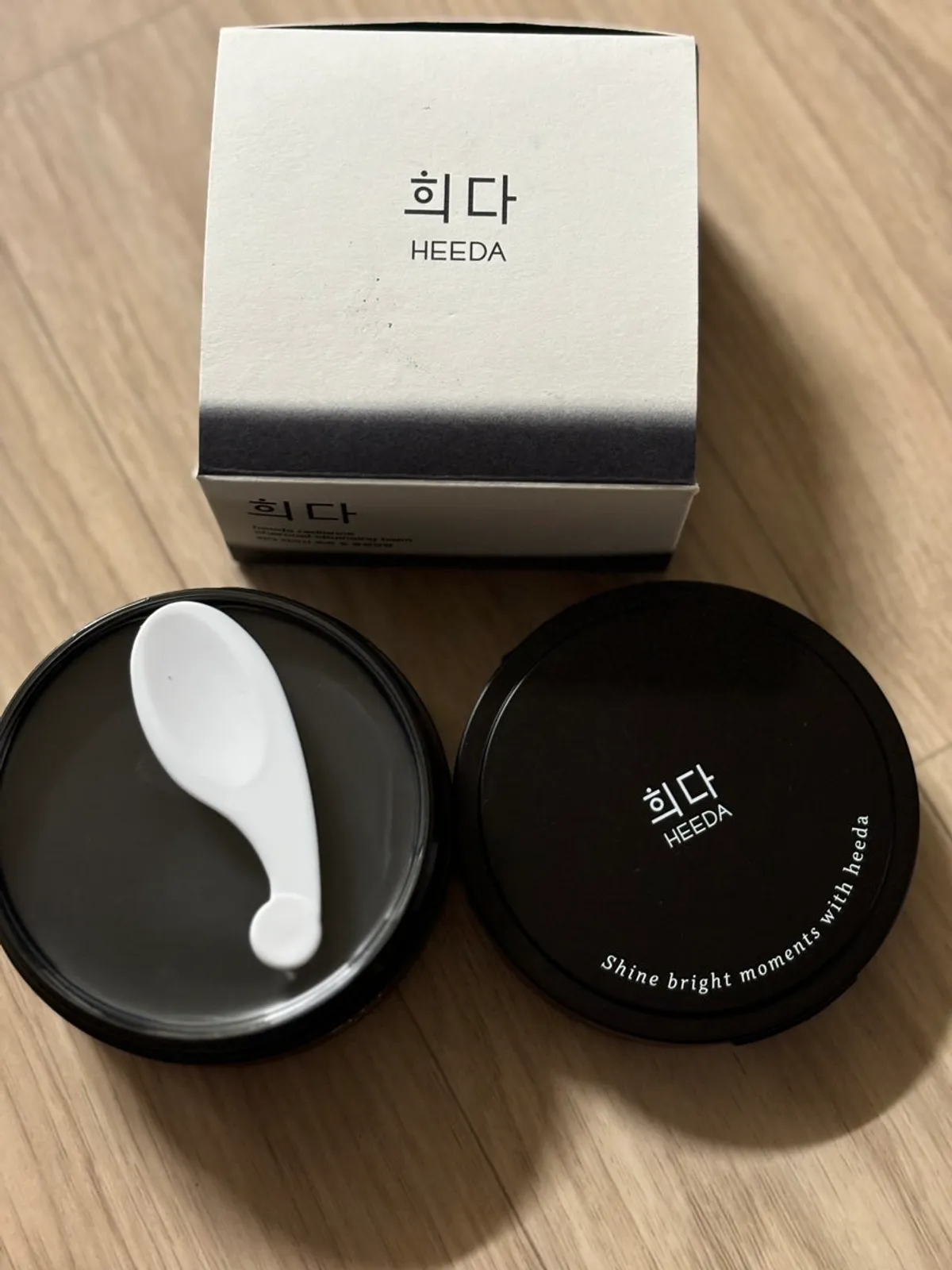 Korean charcoal cleansing balm for makeup removal: HEEDA