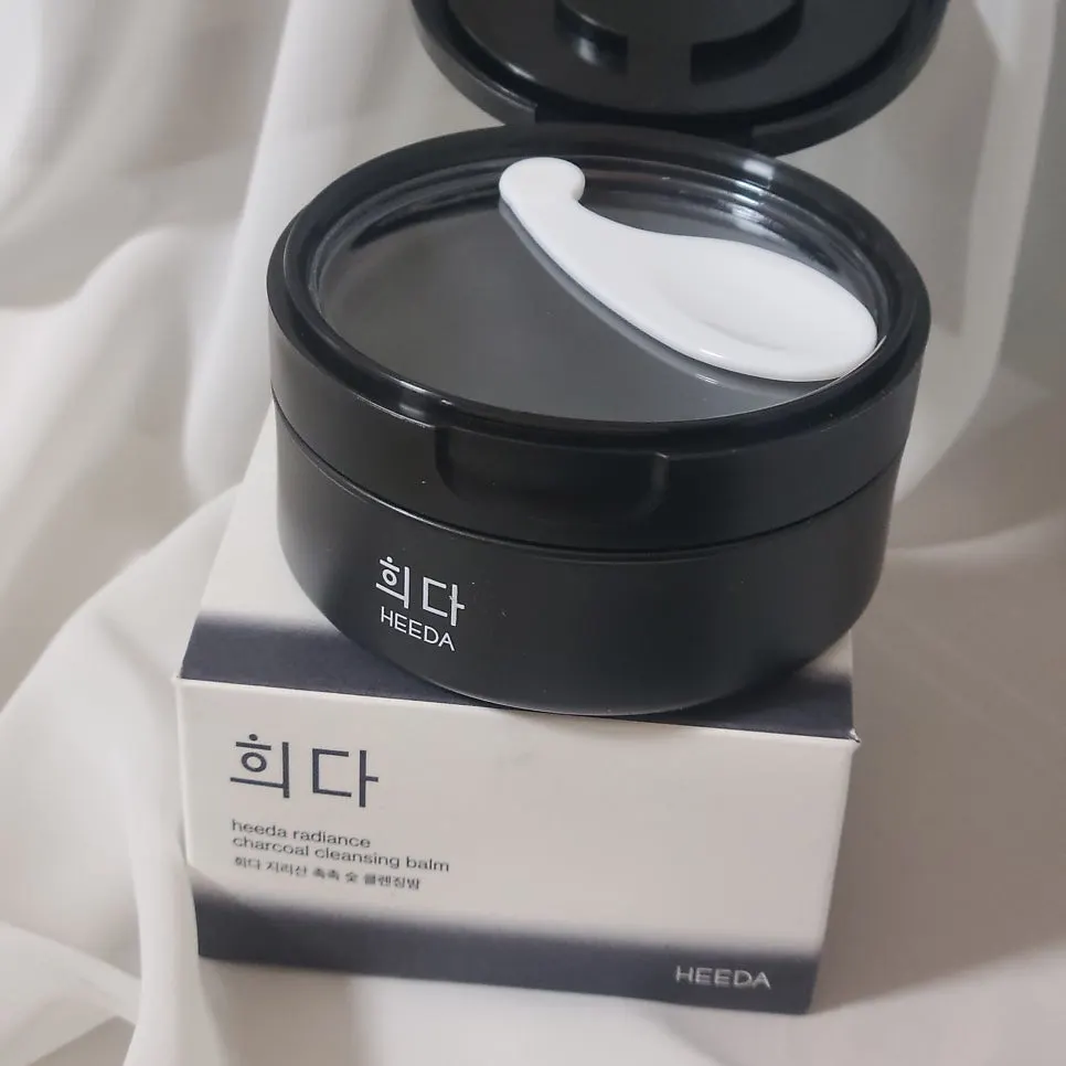 Cleansing balm makeup removal: HEEDA Jirisan Moist Charcoal