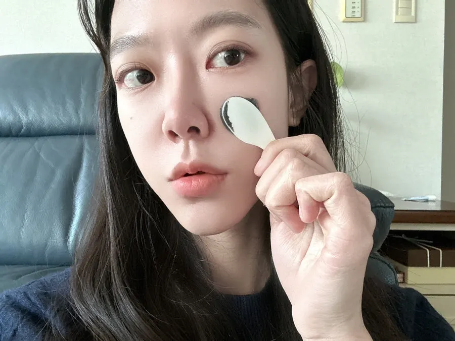 Oily-skin cleansing balm for makeup removal: HEEDA Jirisan