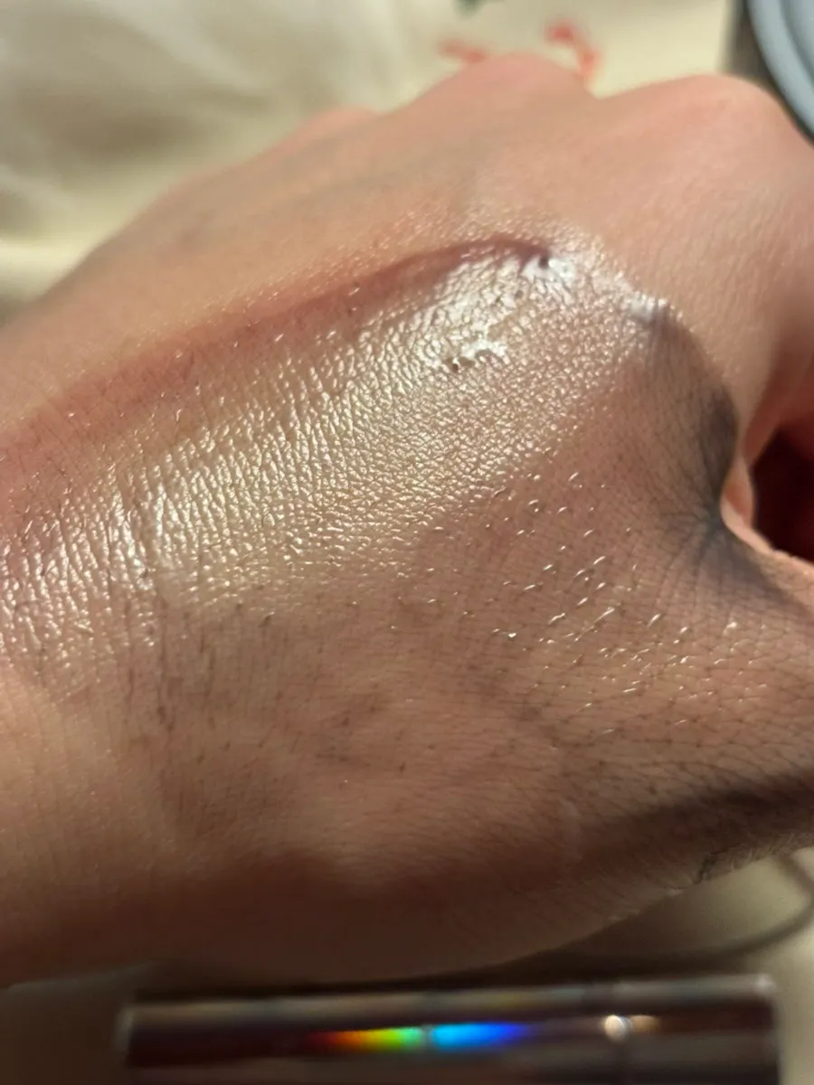 Cleansing balm for sensitive skin: HEEDA Jirisan Moist Charcoal