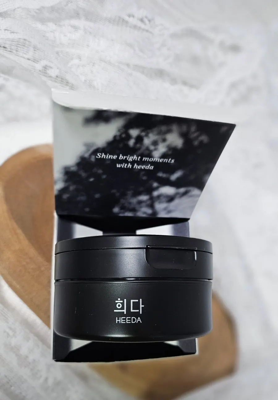 Cleansing balm for dehydrated oily skin: HEEDA Jirisan Charcoal