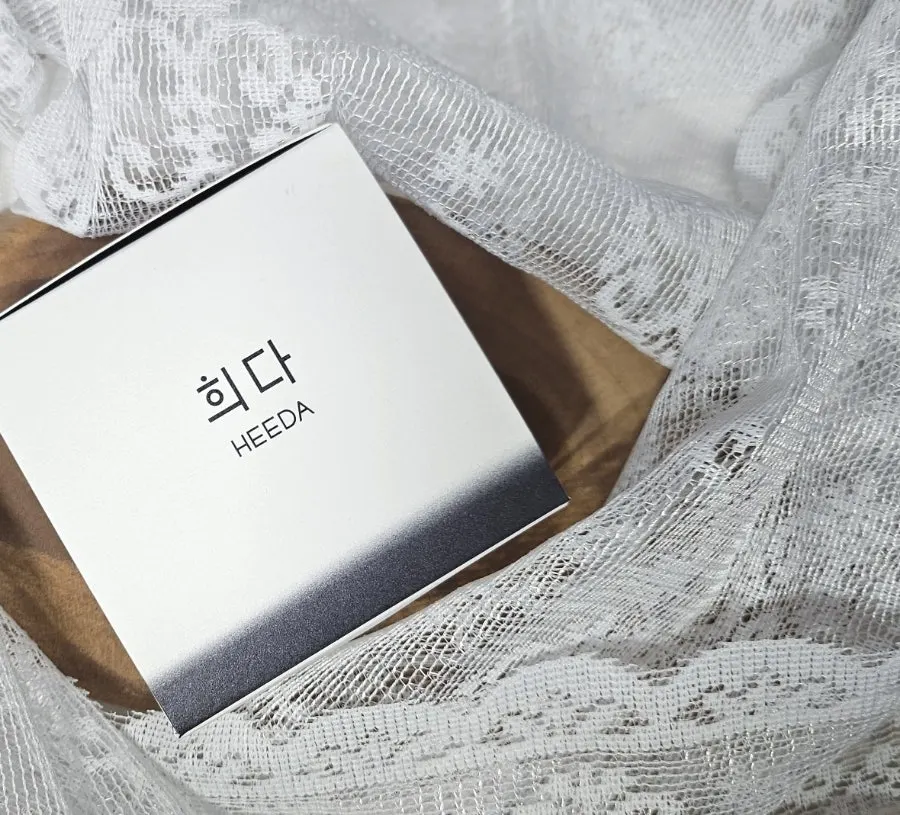Cleansing balm for dehydrated oily skin: HEEDA Jirisan Charcoal