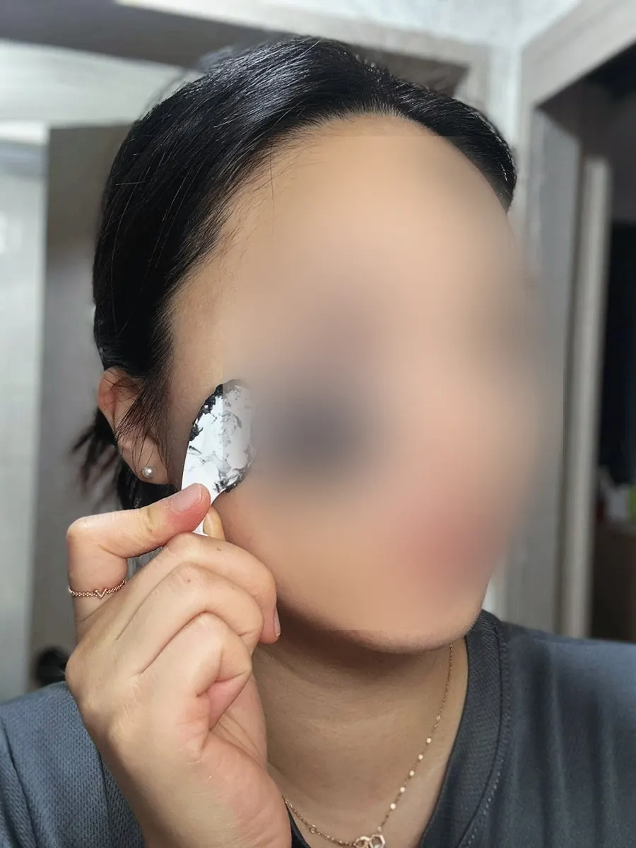 Cleansing balm for dehydrated oily skin: HEEDA Jirisan Moist Charcoal