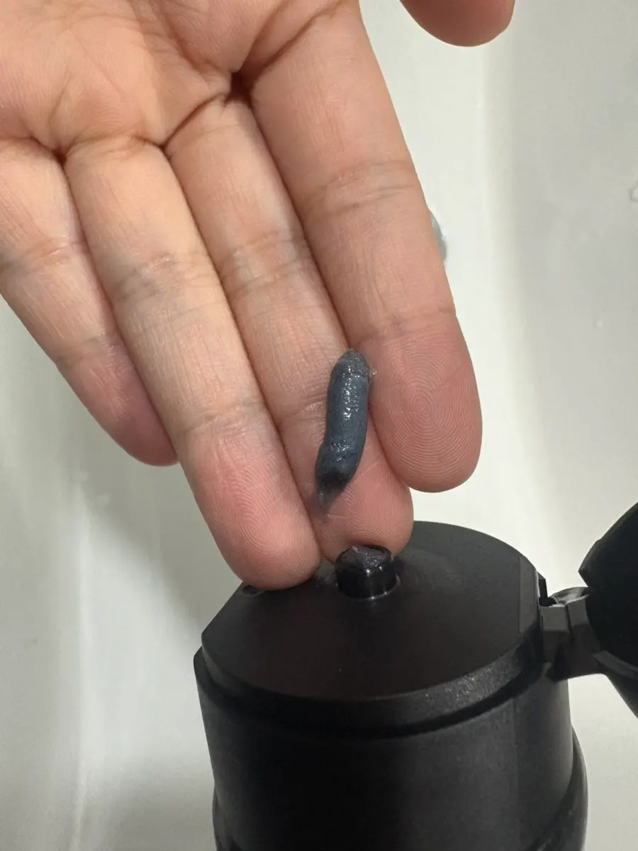Charcoal cleansing foam for combination skin: HEEDA Jirisan