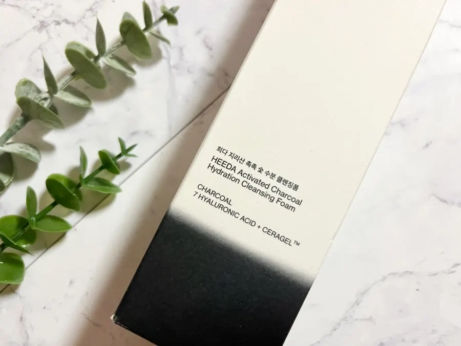 Cleansing foam for dry winter skin: HEEDA Jirisan Charcoal