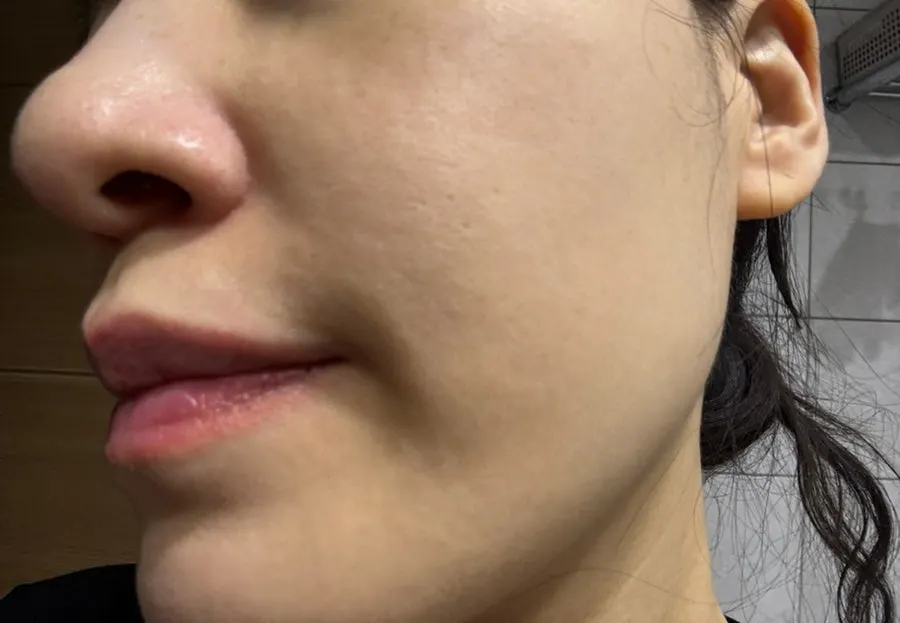 Combination-skin cleansing foam: HEEDA Jirisan Charcoal