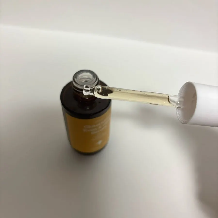 Glutathione glow serum for sensitive skin: HEEDA Glow Serum