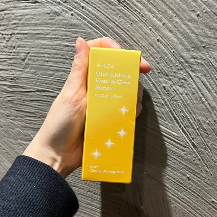 Non-sticky glutathione glow serum: HEEDA High-End Glow Serum