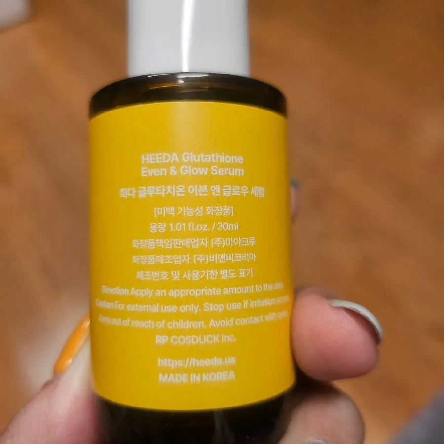 Glutathione glow serum for winter redness: HEEDA Even & Glow
