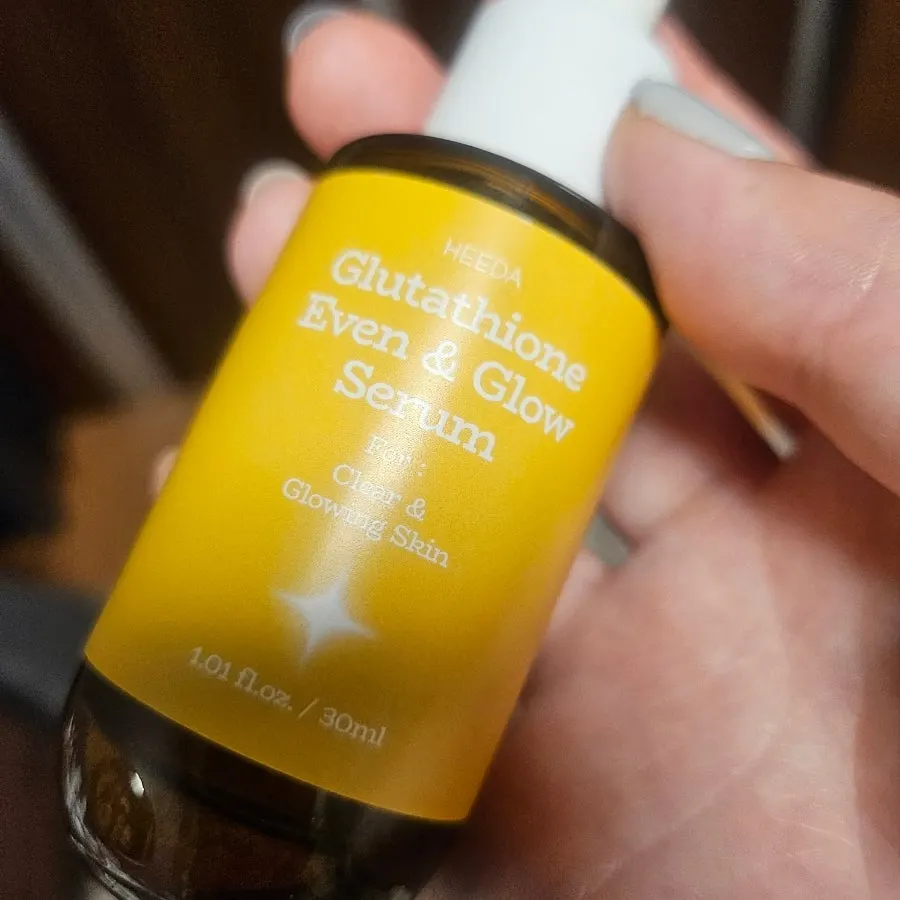 Glutathione glow serum for winter redness: HEEDA Even & Glow