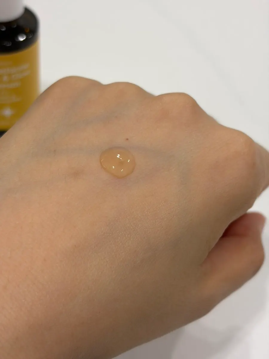 Low-stickiness serum feel
