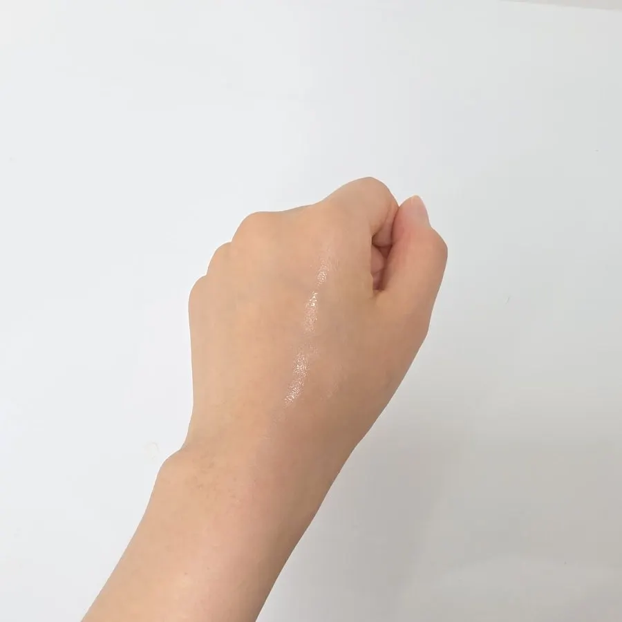 Glutathione serum for morning makeup: Heeda Even & Glow