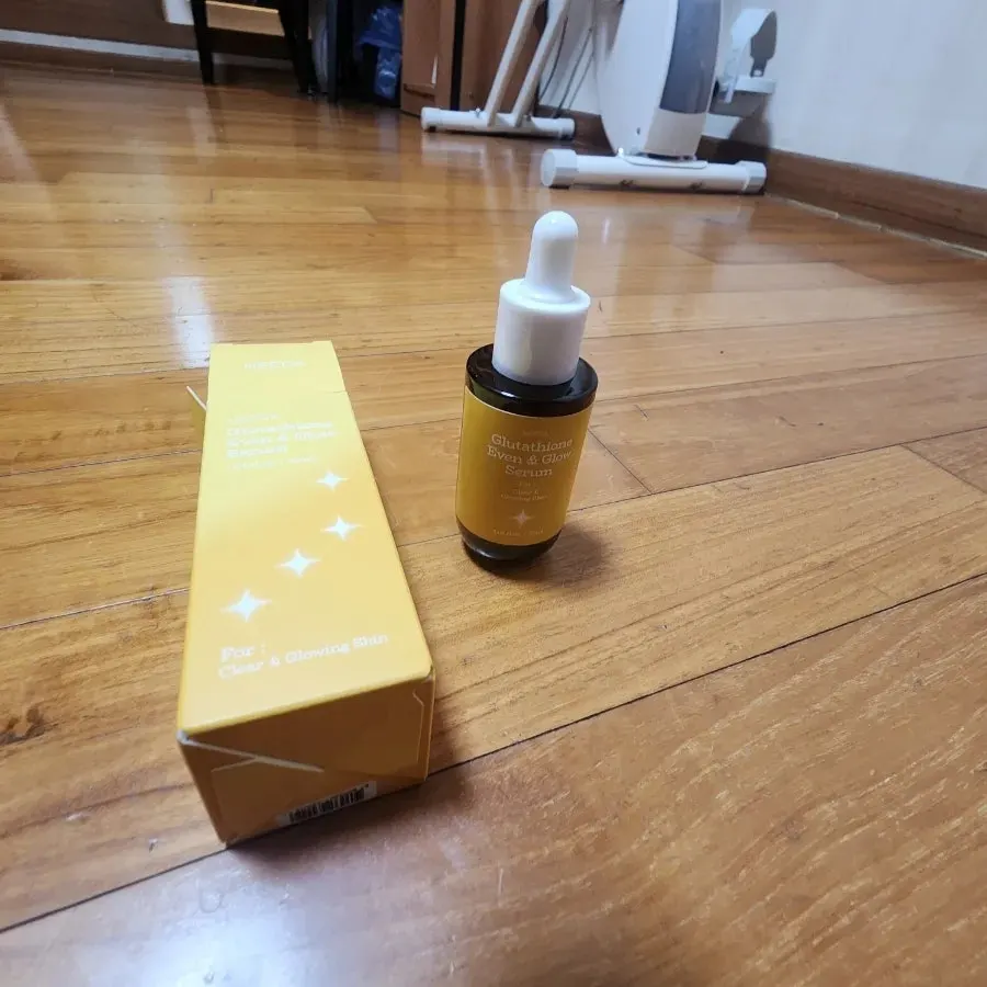 Glutathione serum for lightweight AM/PM use: HEEDA Glow Serum