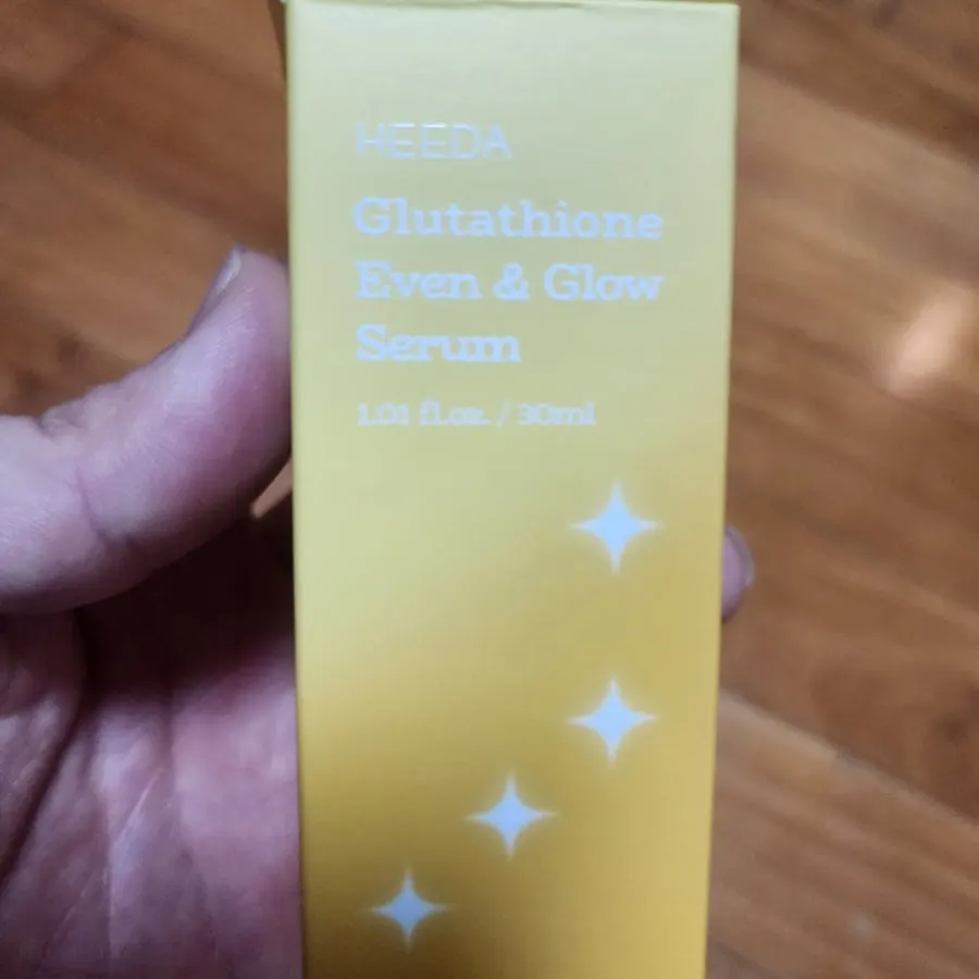 Glutathione serum for lightweight AM/PM use: HEEDA Glow Serum