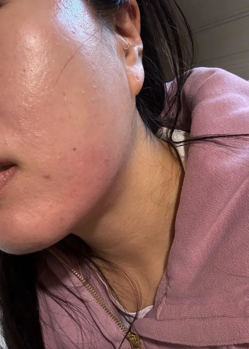 Non-sticky glutathione serum: HEEDA Even & Glow