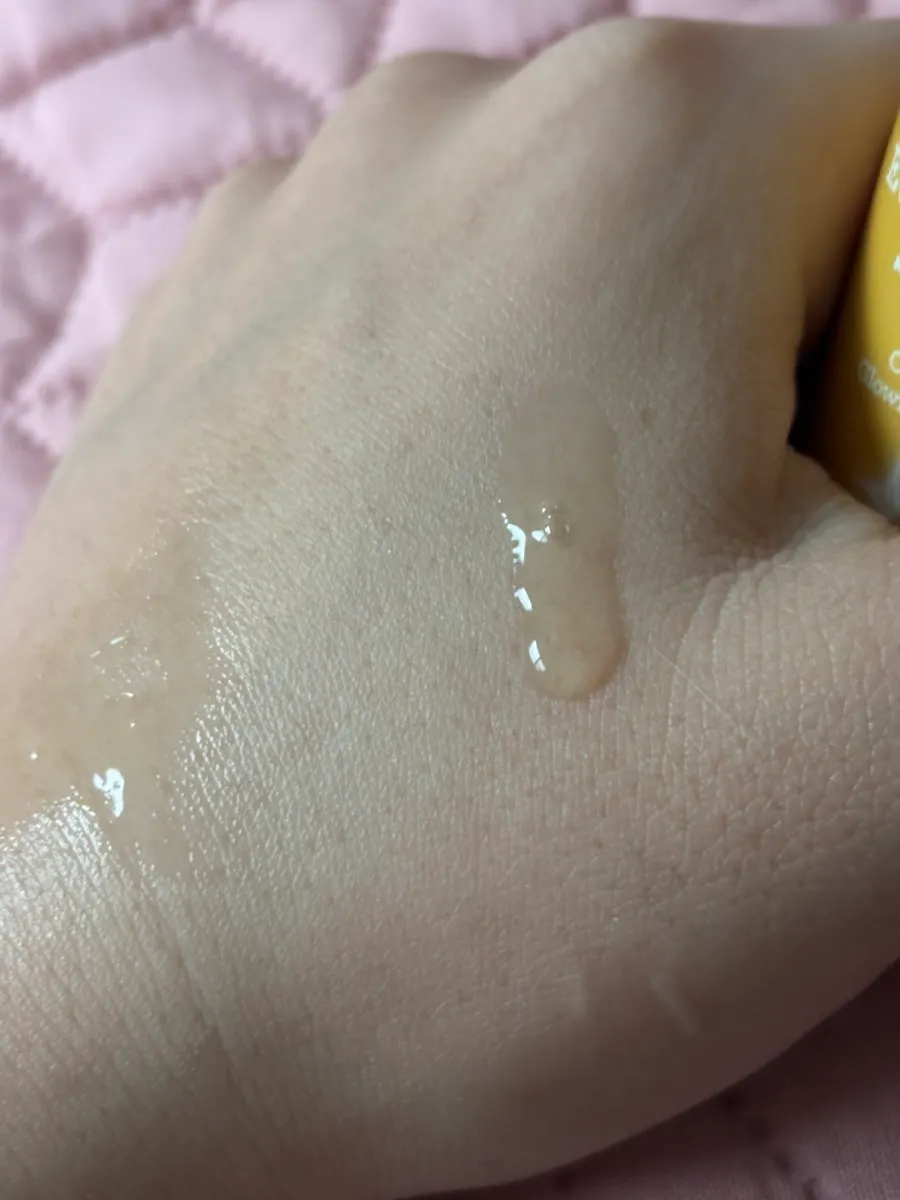 Non-sticky glutathione serum: HEEDA Even & Glow