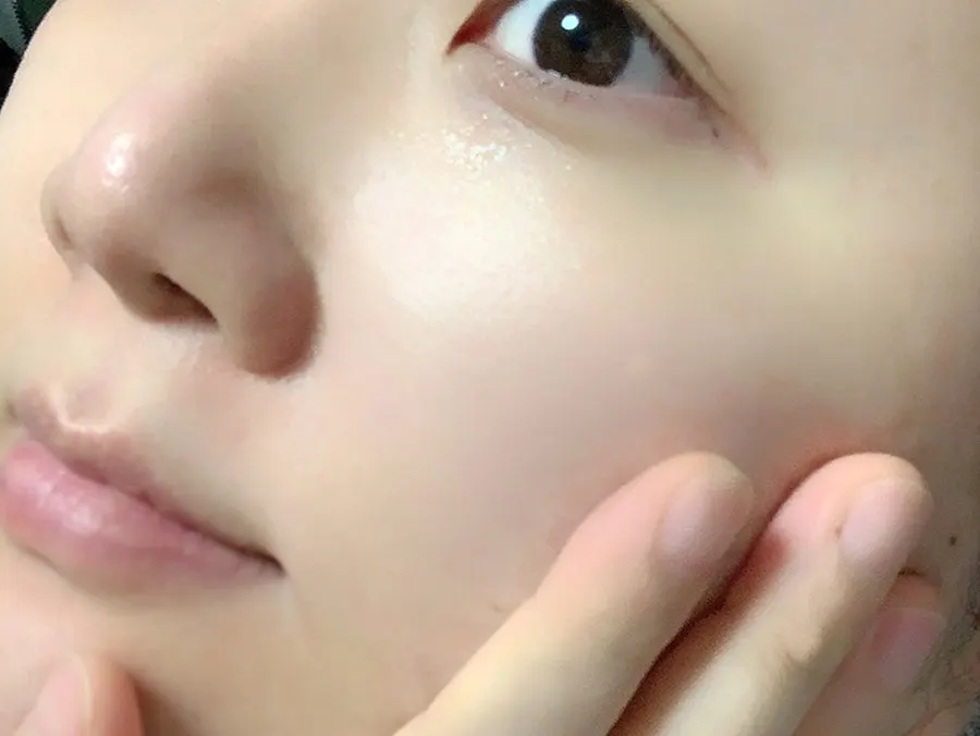 Glutathione serum for dehydrated skin: HEEDA Even & Glow Serum
