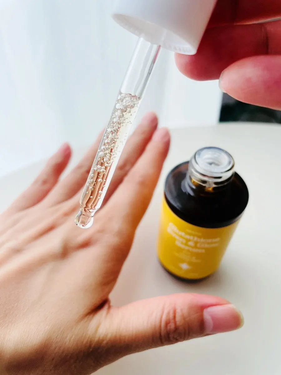 Lightweight morning hydrating serum: HEEDA Glutathione Even & Glow