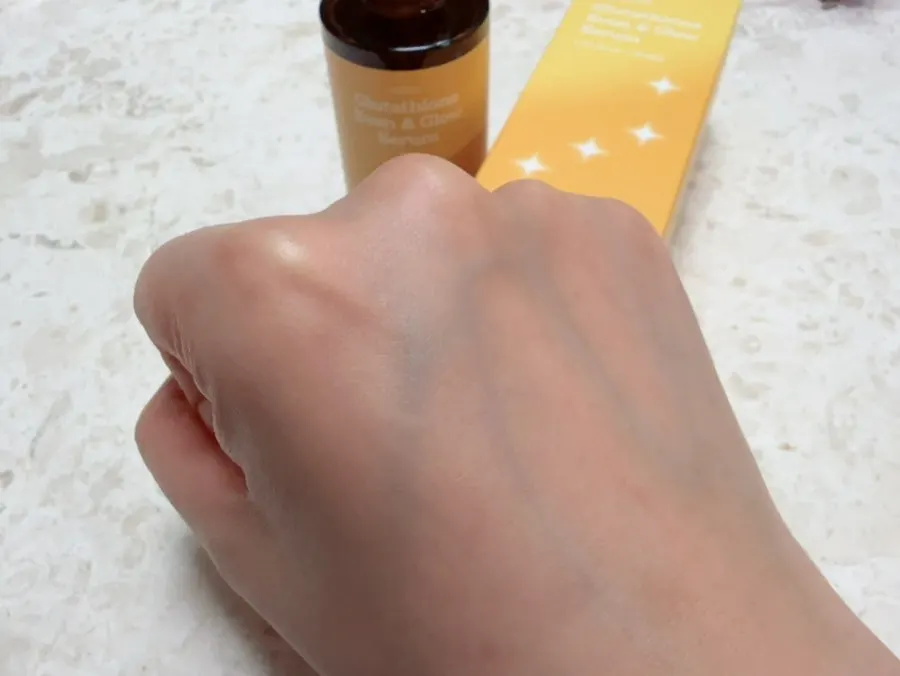 Glutathione serum on combination-dry skin: HEEDA High-End Glow Serum